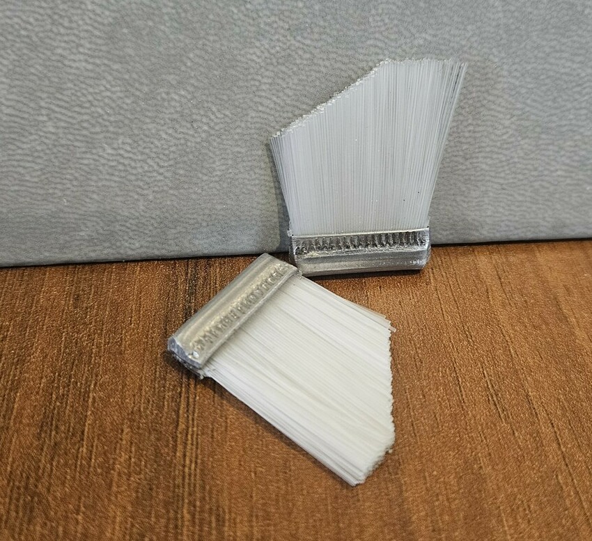 <span style="font-weight: bold;">Щетки задние,отделители / Separator brush</span>